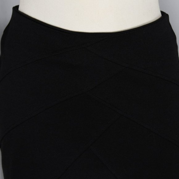 NWT Classic Black Mini Skirt With Detailing Design Goth Aesthetic Date Medium - Picture 4 of 12